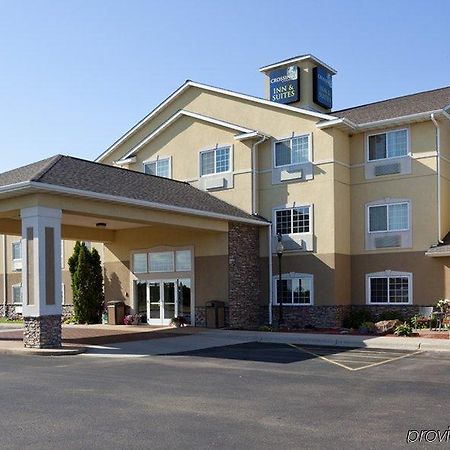 Crossings By Grandstay Inn & Suites Becker Экстерьер фото