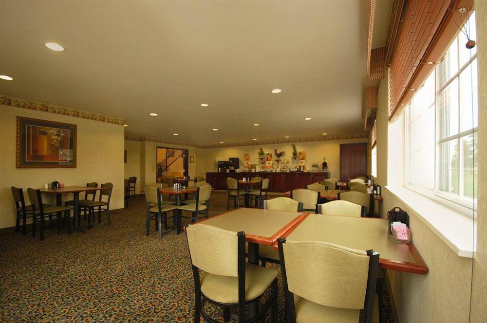 Crossings By Grandstay Inn & Suites Becker Экстерьер фото